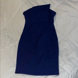 FEW MODA NWT Size M NWT Bloomingdale’s royal blue strapless dress.